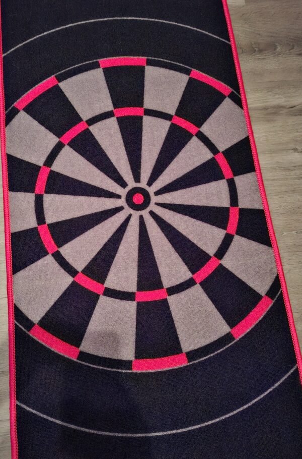 Dartshop Kattestaart Carpet Dart Mat 280cm x 60cm Black / Red Dartbord Design